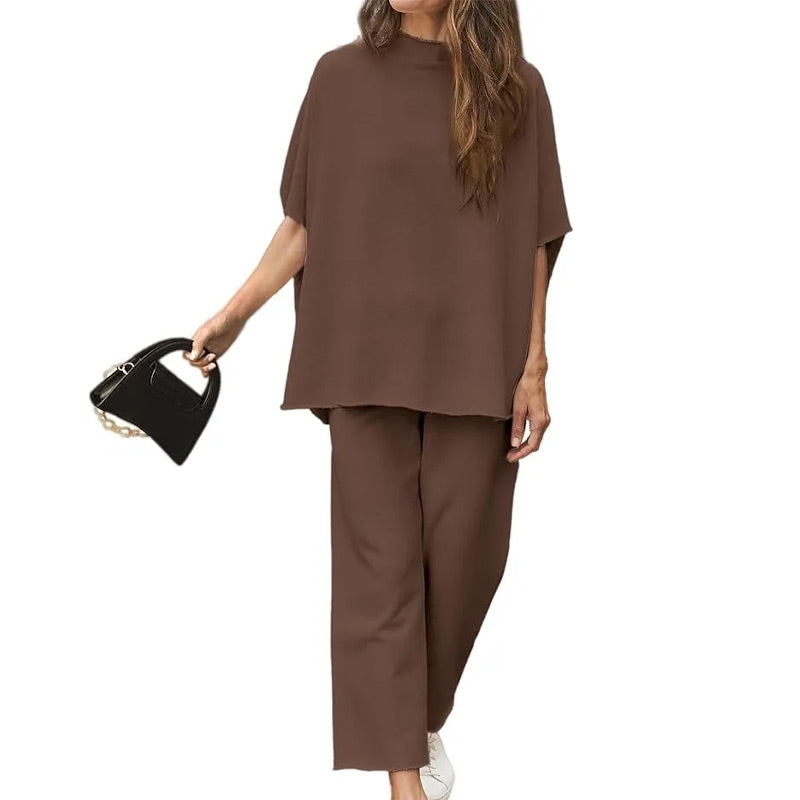 Set of wide trousers with 3/4 sleeves for women