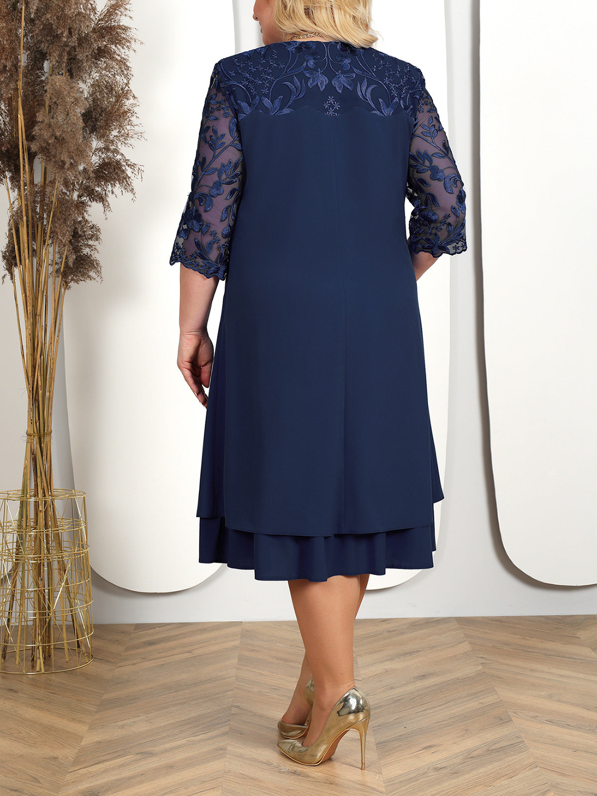 🌸Spring Specials💐 Women's Embroidered Chiffon Splicing Round Neck Dress