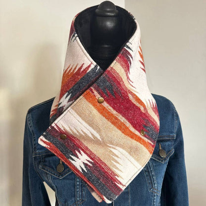 Women's Printed Neck Warmer with Button